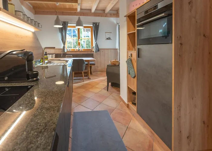 Holiday home Dorfchalets - Berta Inkl Tauern Therme Eintritt & Sommerkarte