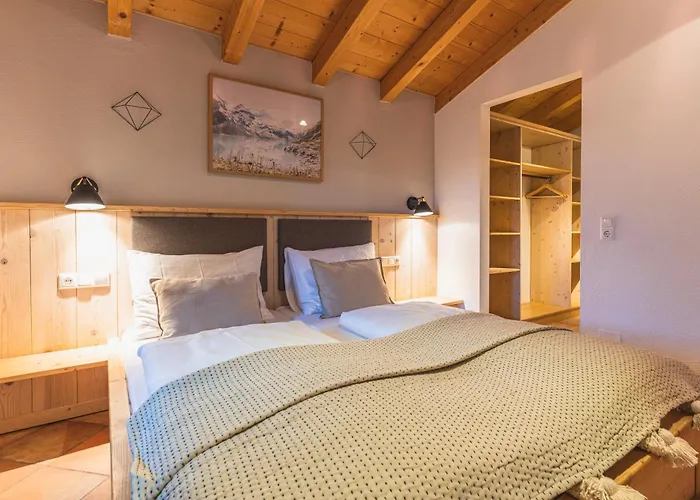 Holiday home Dorfchalets - Berta Inkl Tauern Therme Eintritt & Sommerkarte Kaprun